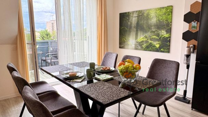 Debrecen, City Center, flat  