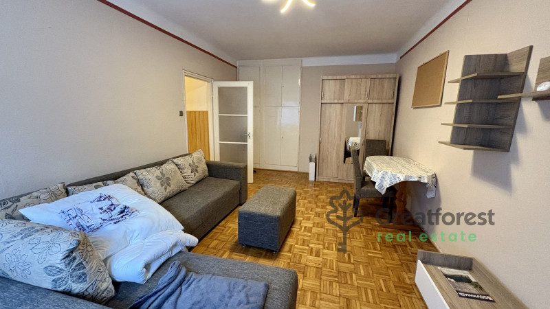 Debrecen, Ispotály, flat  
