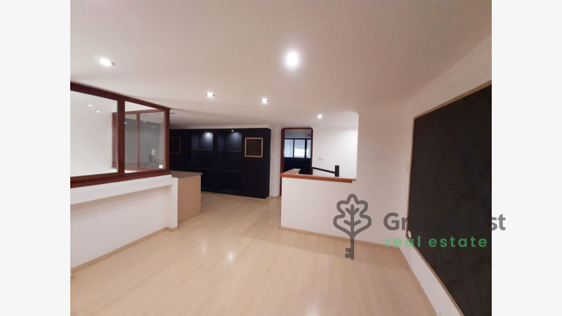 Debrecen, City Center, flat  