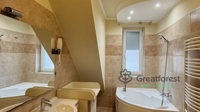 Debrecen, Close To City Center, family house  