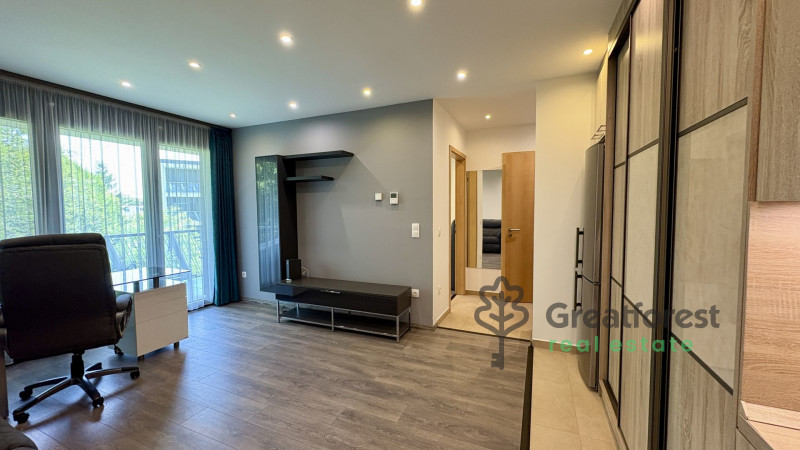 Debrecen, Greatforest Area, flat  