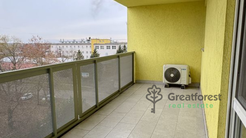 Debrecen, Ispotály, flat  