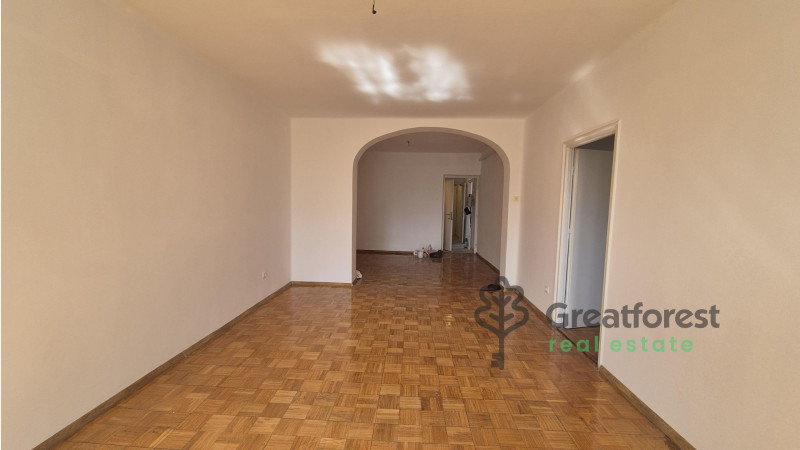 Debrecen, City Center, flat  