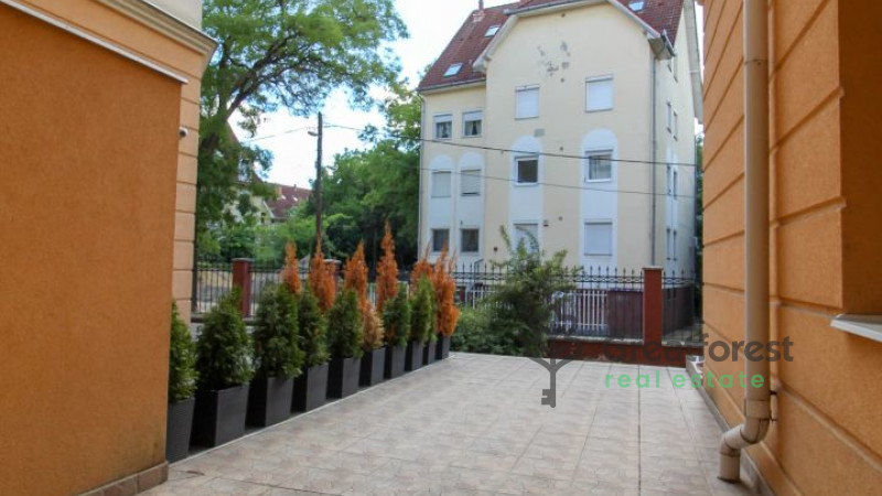 Debrecen, Close To Main Campus, flat  
