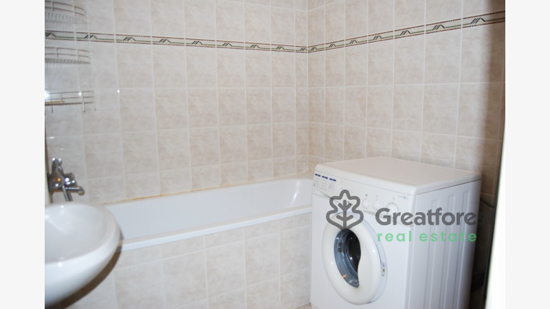 Debrecen, Close To Engineering, flat  