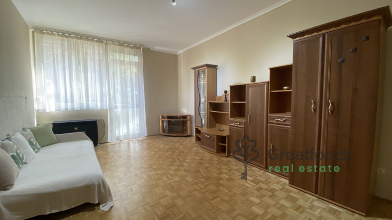 Debrecen, City Center, flat  