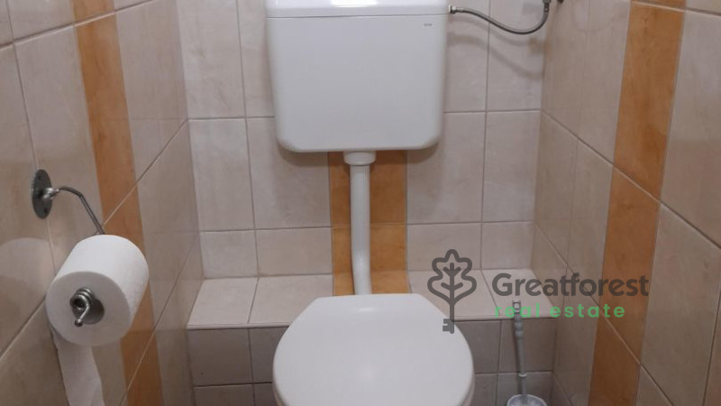 Debrecen, Close To Tesco Area, commercial premises not in shopping center  