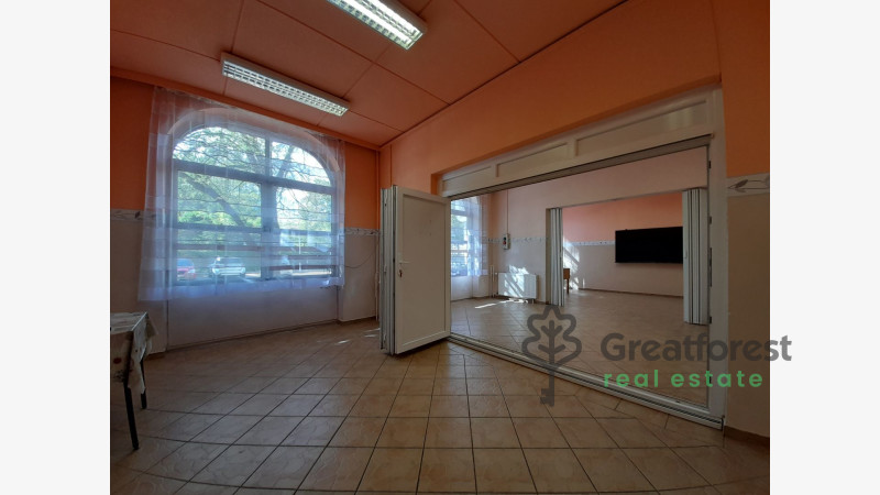 Debrecen, Close To Tesco Area, commercial premises not in shopping center  