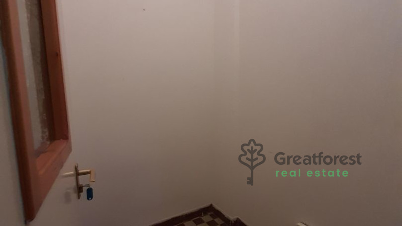 Debrecen, Close To Tesco Area, commercial premises not in shopping center  