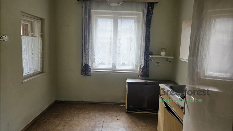 Debrecen, Tesco Area, family house  