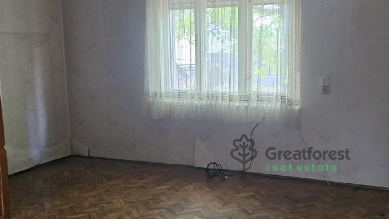 Debrecen, Tesco Area, family house  