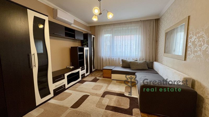 Debrecen, City Center, block of flats  