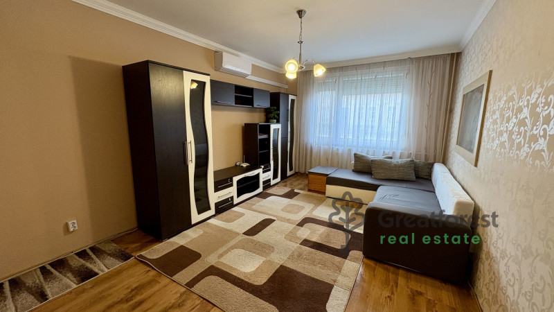 Debrecen, City Center, block of flats  