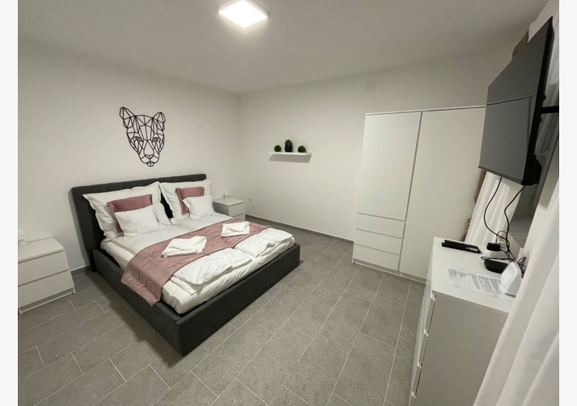 Weekend House