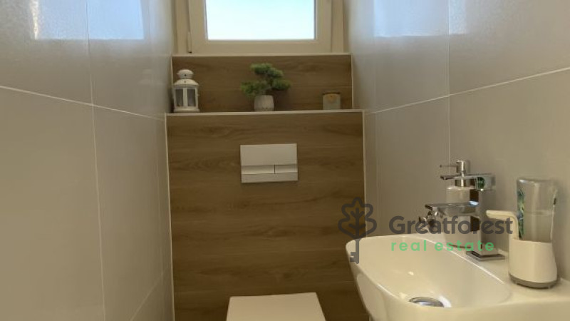 Debrecen, City North, family house  