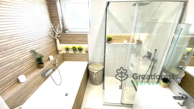 Debrecen, City North, family house  