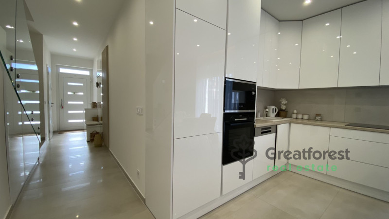 Debrecen, City North, family house  