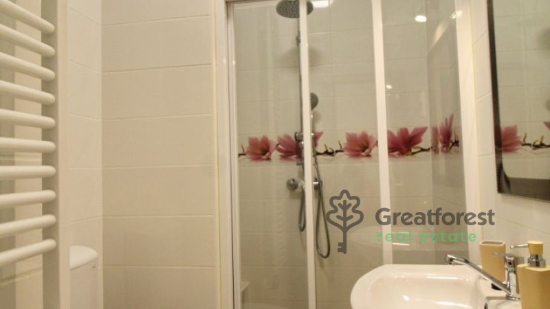 Debrecen, Close To Plaza, flat  