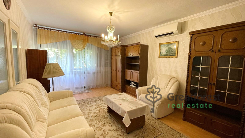 Debrecen, City Center, block of flats  