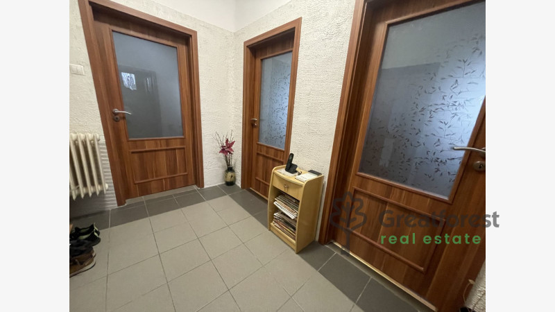 Debrecen, City South-West, family house  