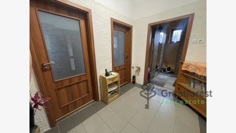 Debrecen, City South-West, family house  