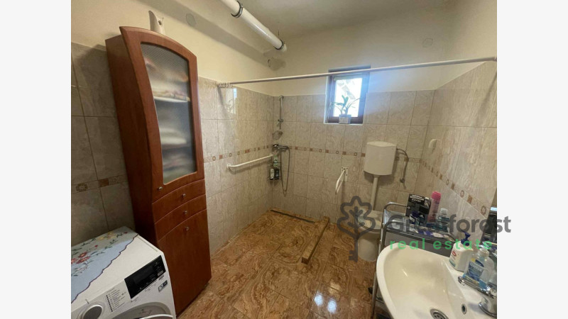 Debrecen, City South-West, family house  