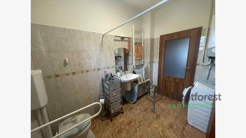 Debrecen, City South-West, family house  