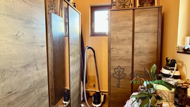 Debrecen, City South-West, family house  