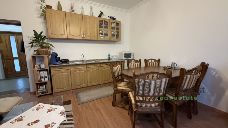 Debrecen, City South-West, family house  