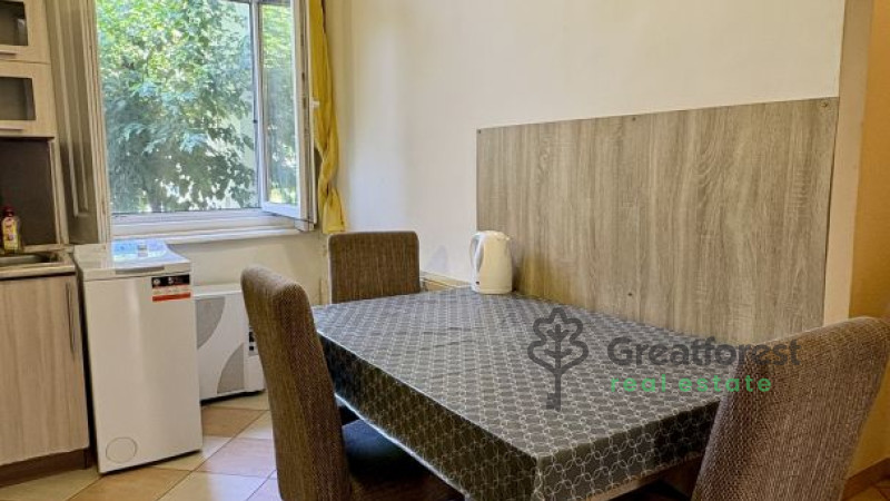 Debrecen, City Center, flat  