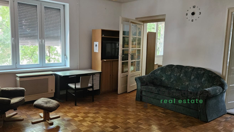 Debrecen, Close To Engineering, flat  