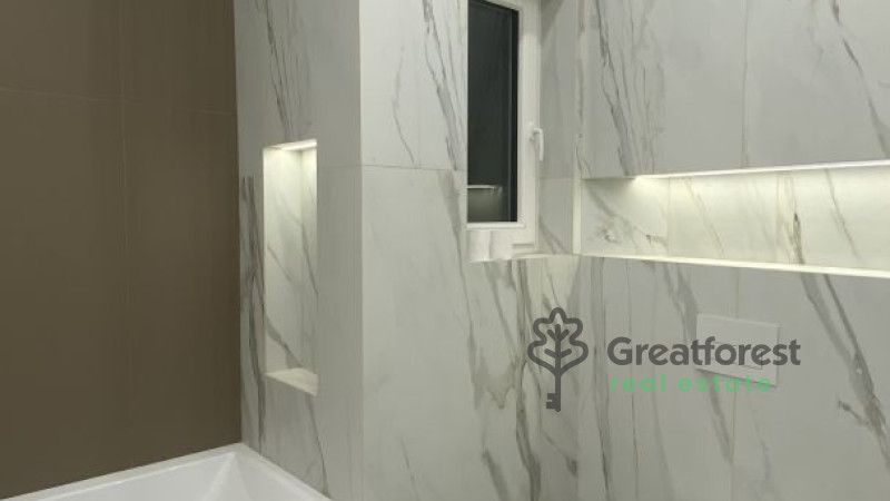 Debrecen, City Center, flat  