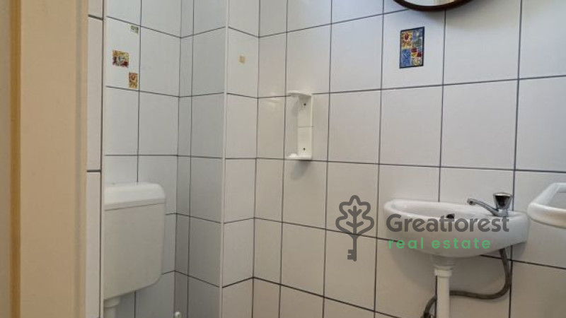 Debrecen, City East, family house  