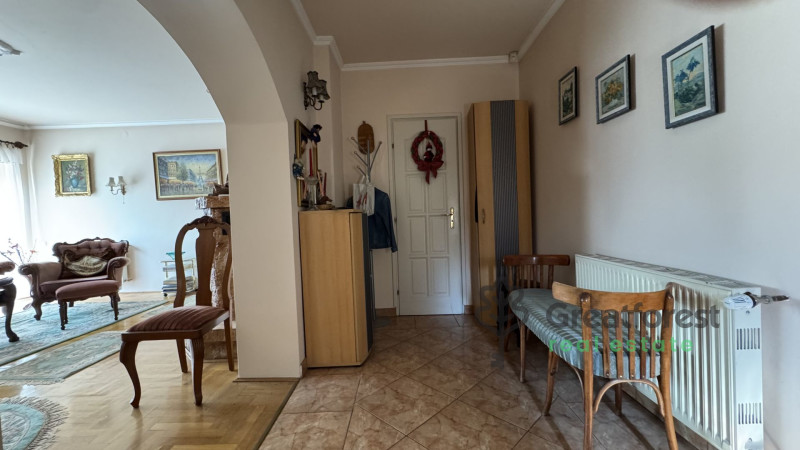 Debrecen, City East, family house  