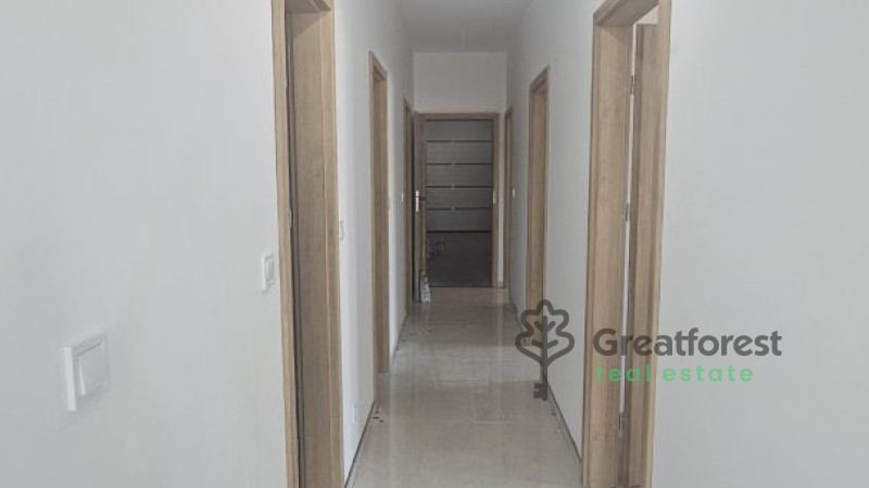 Debrecen, Close To Tesco Area, family house  