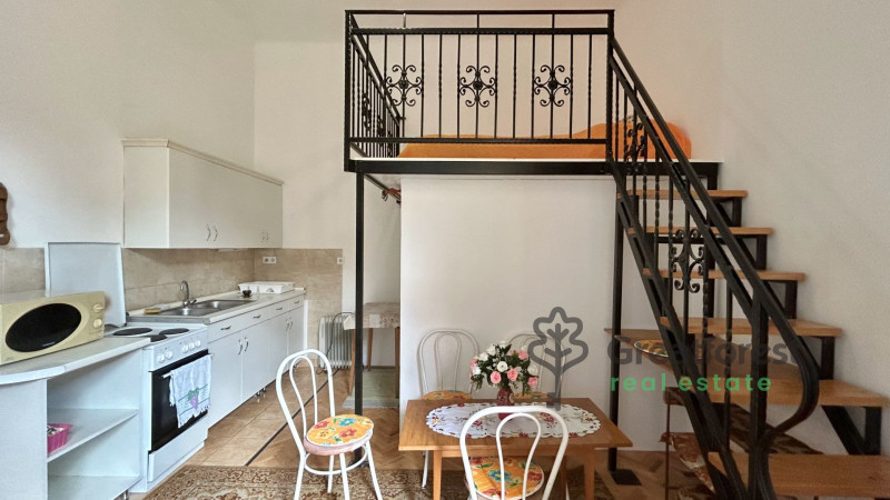 Debrecen, City Center, flat  