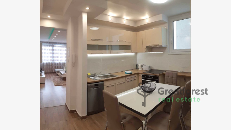 Debrecen, City Center, flat  
