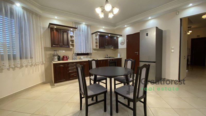 Debrecen, City South-East, family house  