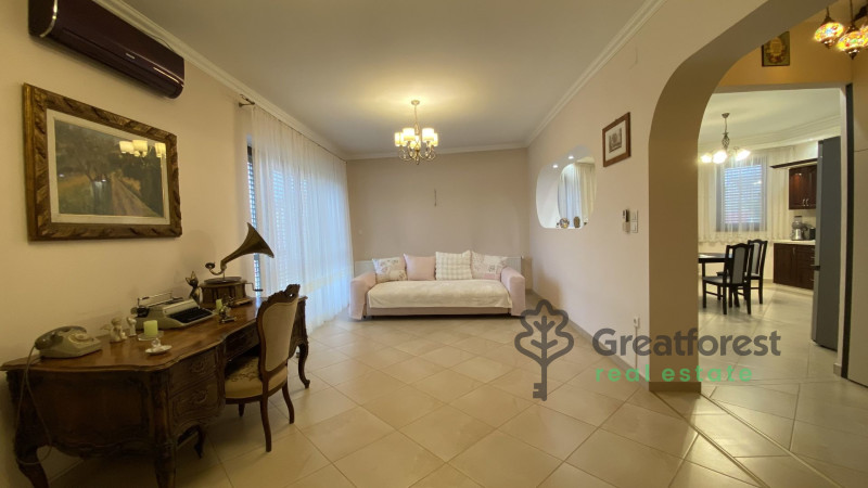 Debrecen, City South-East, family house  