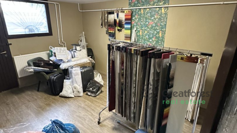 Debrecen, Close To City Center, commercial premises not in shopping center  