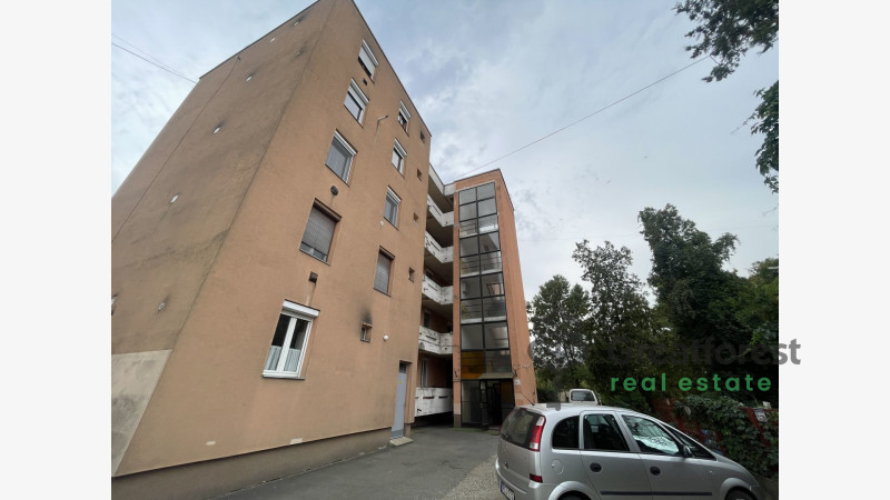 Debrecen, Tesco Area, flat  
