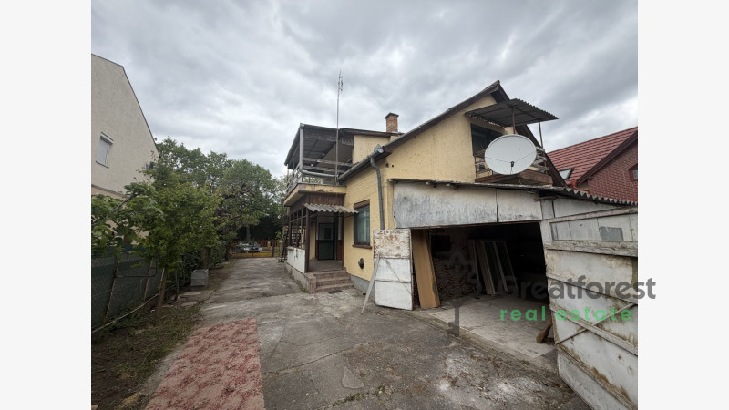 Hajdúszoboszló, family house  