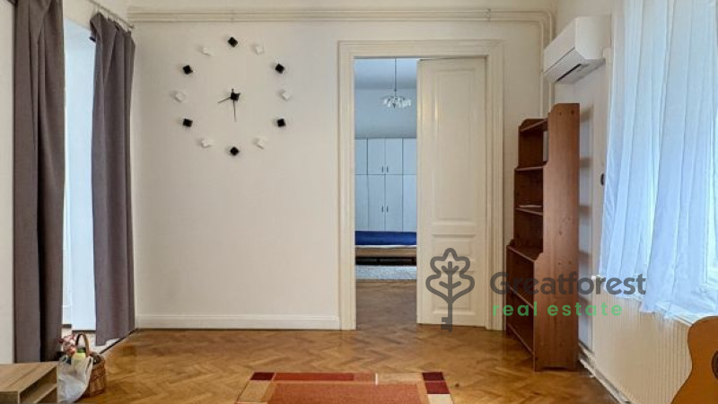 Debrecen, City Center, flat  