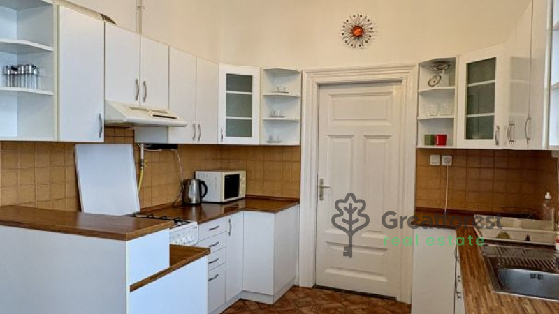 Debrecen, City Center, flat  