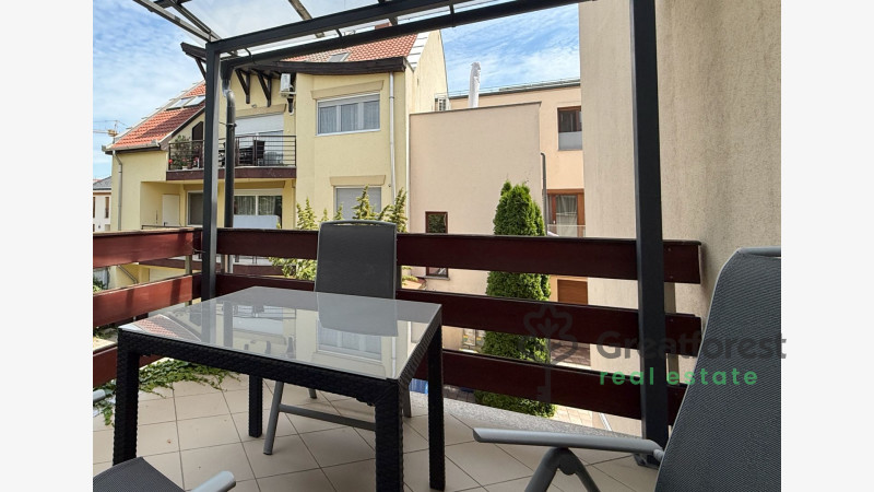 Debrecen, City Center, flat  