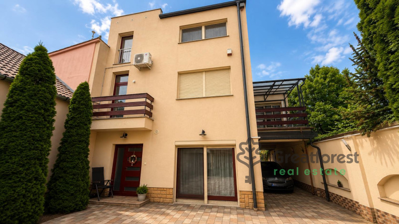 Debrecen, City Center, flat  