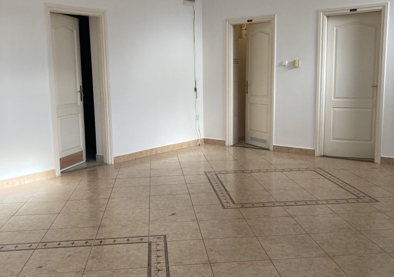 Commercial Premises Not In Shopping Center