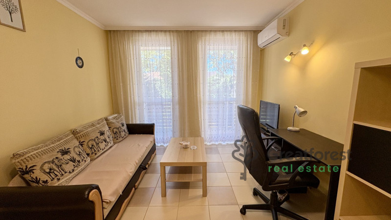 Debrecen, Close To Kassai Campus, flat  