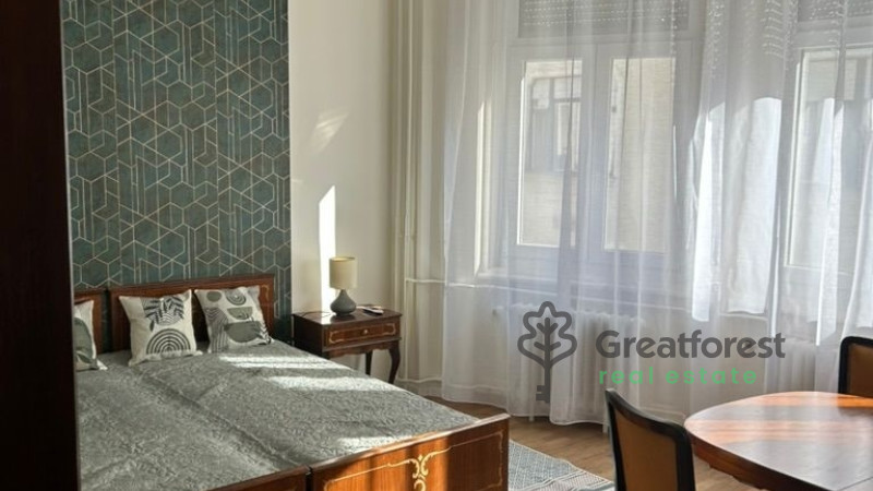 Debrecen, City Center, flat  