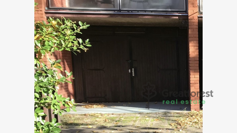 Debrecen, Main Campus Area, garage - individual garage  